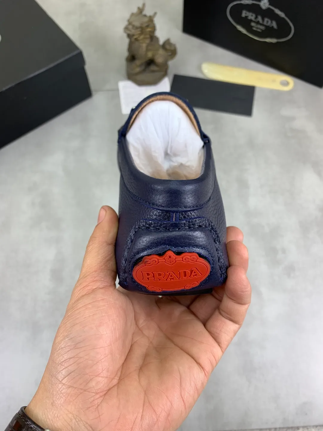 Men's Men's Shoes 💰P380💰【New Style】🆘 🔥🆕【PRADA】Prada Hong Kong high-quality pea shoes. Loaf style for lazy people. This fabric is made of 🇮🇹 imported top-grade Italian first-layer cowhide➕full first-layer pigskin lining. The lining is more high-end. The original non-slip and wear-resistant rubber outsole is the only choice for driving. Size: 38-45 4️⃣colors available